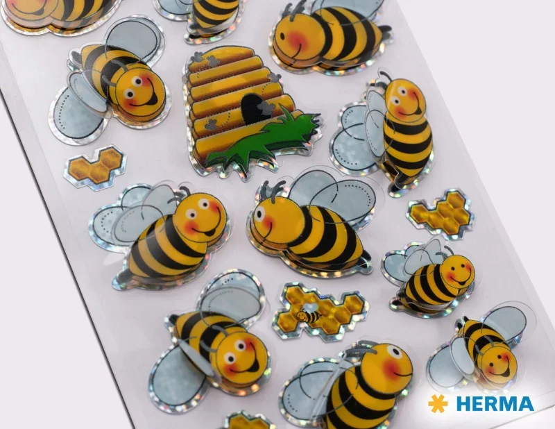 Herma matrica, méhecskék, 3D szárnyakkal