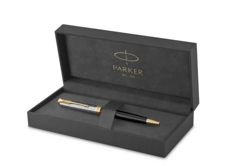 Parker royal sonnet premium golyóstoll metál fekete, arany klipsz 2119787