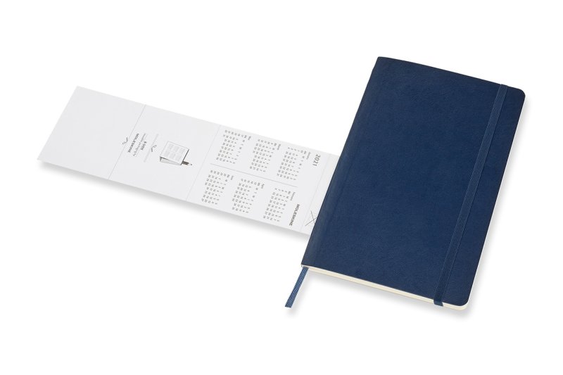 MOLESKINE Határidőnapló 2026 12 hónap, Heti, puha borító, ZAFÍR KÉK (L)